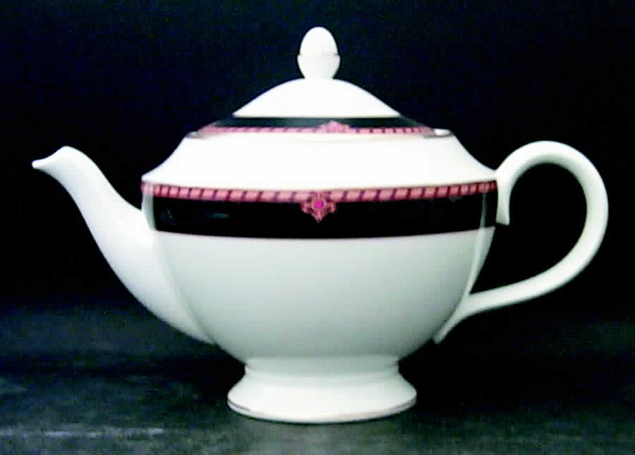 Southbury Teapot & Lid by Wedgwood-1