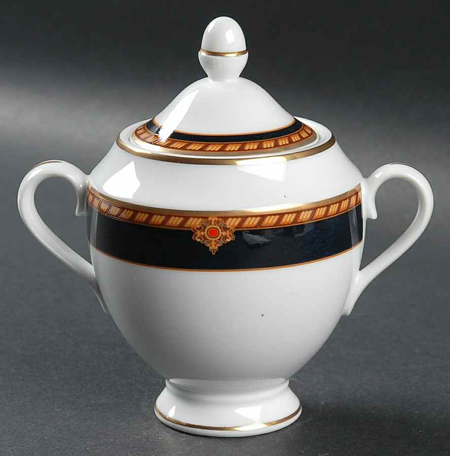 Southbury Sugar Bowl & Lid by Wedgwood-1