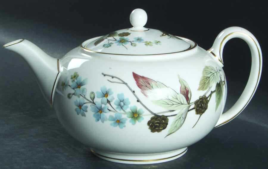 Spring Morning Teapot & Lid by Wedgwood-1