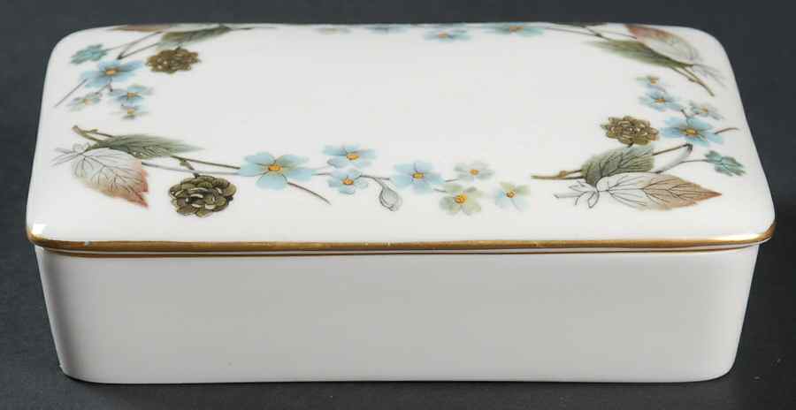 Spring Morning Cigarette Box & Lid by Wedgwood-1