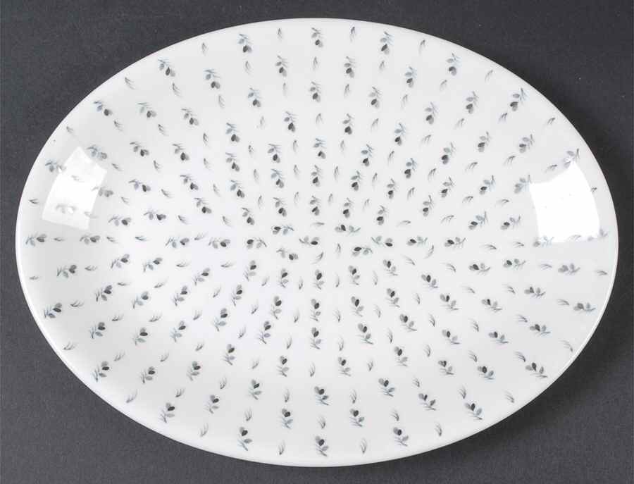Stamford 10" Oval Serving Platter by Wedgwood-1
