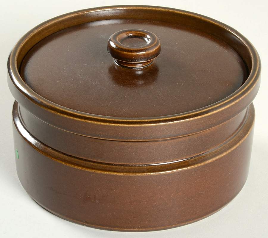 Sterling 1.5 Qt Round Covered Casserole by Wedgwood-1