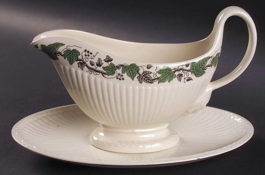 Stratford Gravy Boat & Underplate/Relish by Wedgwood-1