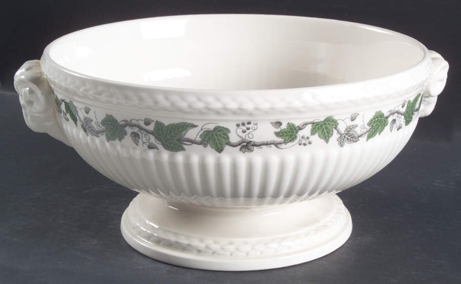 Stratford Large Fruit Bowl by Wedgwood-1