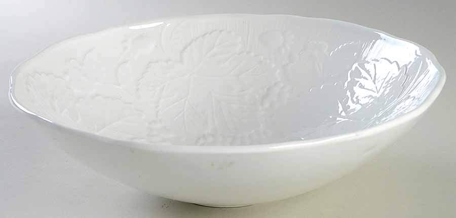 Strawberry & Vine (Bone Or Earthenware) 11" Large Salad Serving Bowl by Wedgwood-1