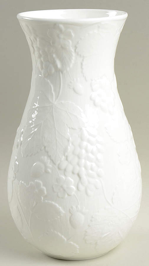 Strawberry & Vine (Bone Or Earthenware) 11" Vase by Wedgwood-1