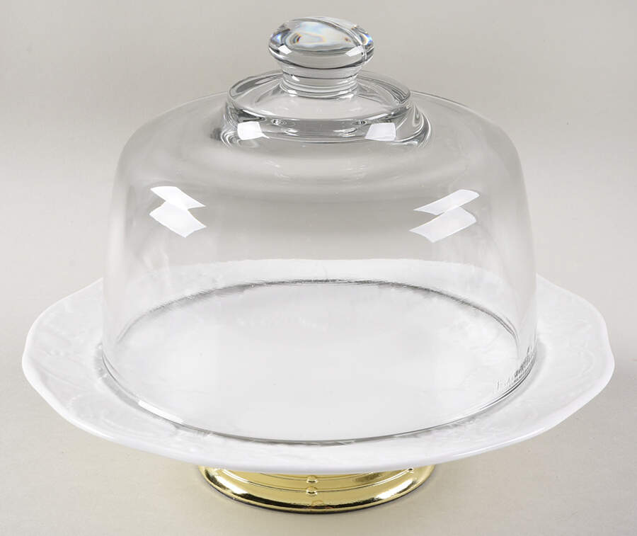 Strawberry & Vine (Bone Or Earthenware) 6 1/2"-7 1/2" Footed Cheese Plate w/ Glass Dome HC by Wedgwood-1