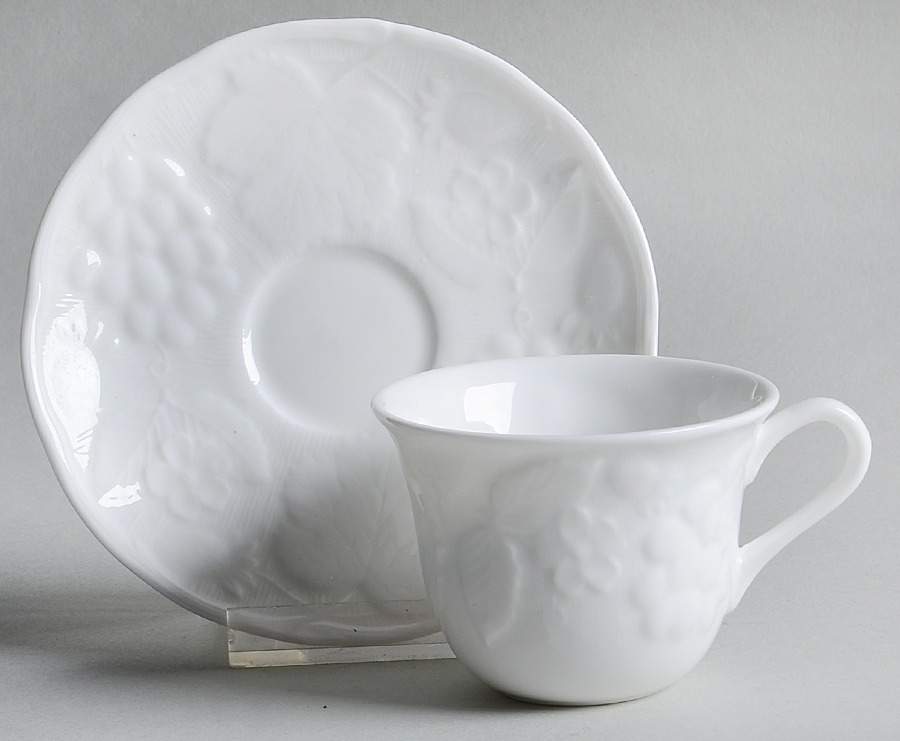 Strawberry & Vine (Bone Or Earthenware) Flat Demitasse Cup & Saucer Set by Wedgwood-1