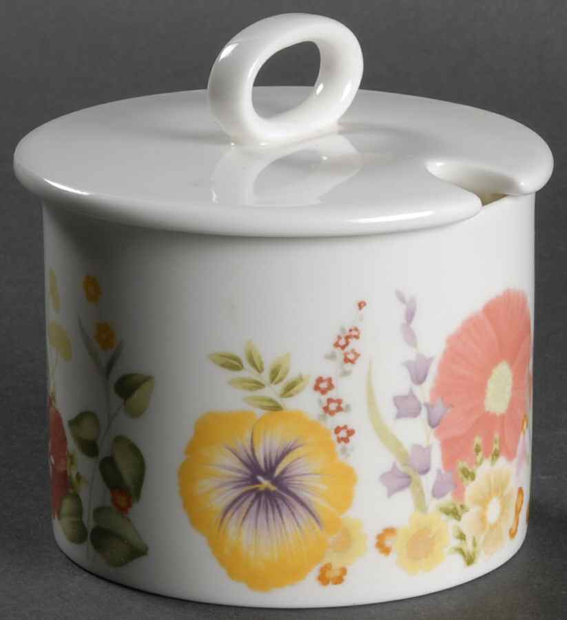 Summer Bouquet Sugar Bowl & Lid by Wedgwood-1