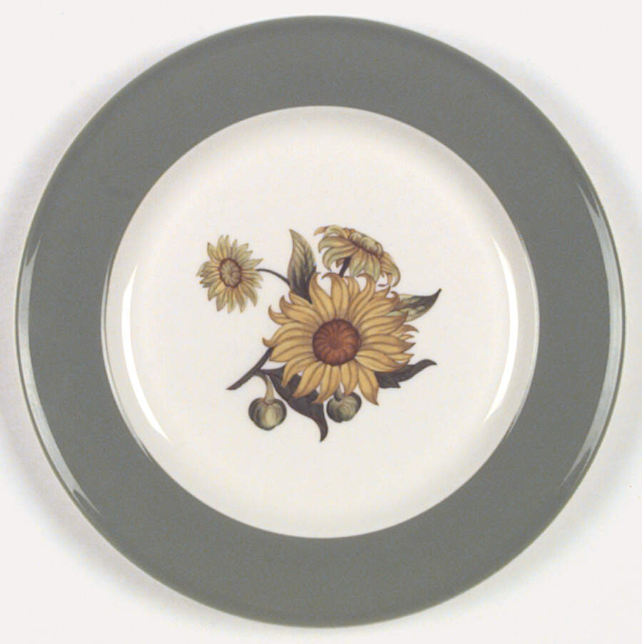 Sunflower Dinner Plate by Wedgwood-1