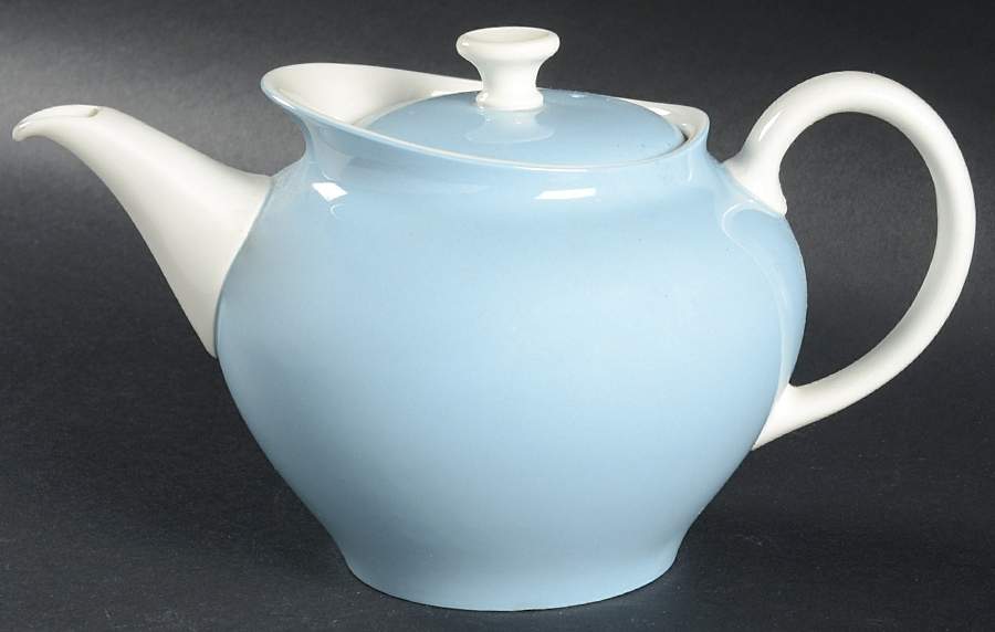 Summer Sky Blue and White (Barlaston Shape) Teapot & Lid by Wedgwood-1