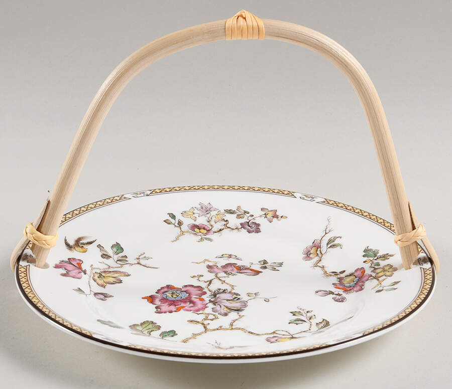Swallow (Yellow Brown Trim) 5 3/8"-5 5/8" Bamboo Handled Serving Plate  HC by Wedgwood-1