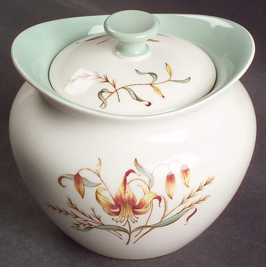 Tiger Lily Sugar Bowl & Lid by Wedgwood-1