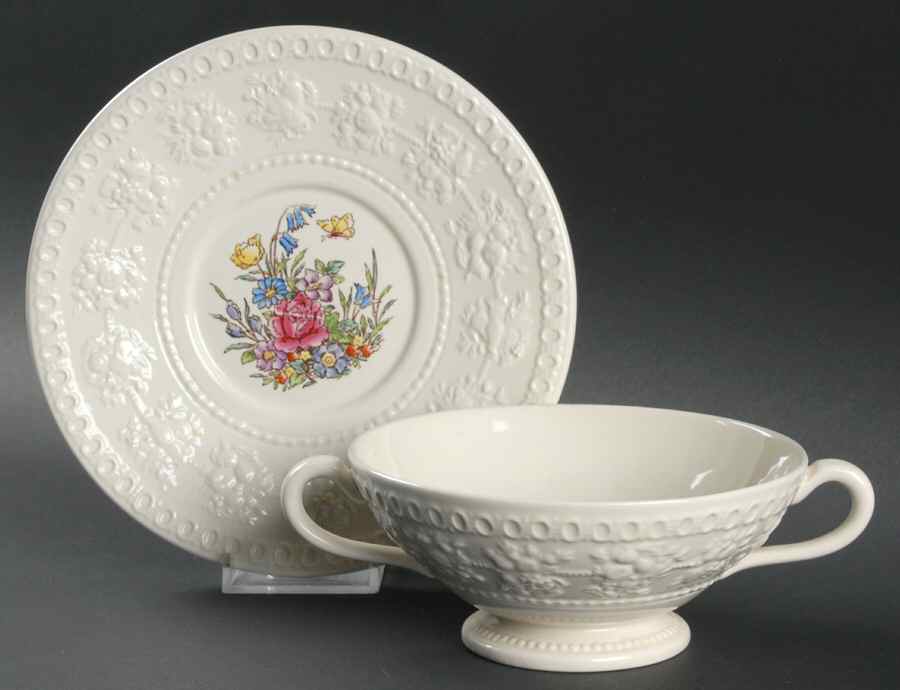 Tintern Footed Cream Soup Bowl & Saucer Set by Wedgwood-1