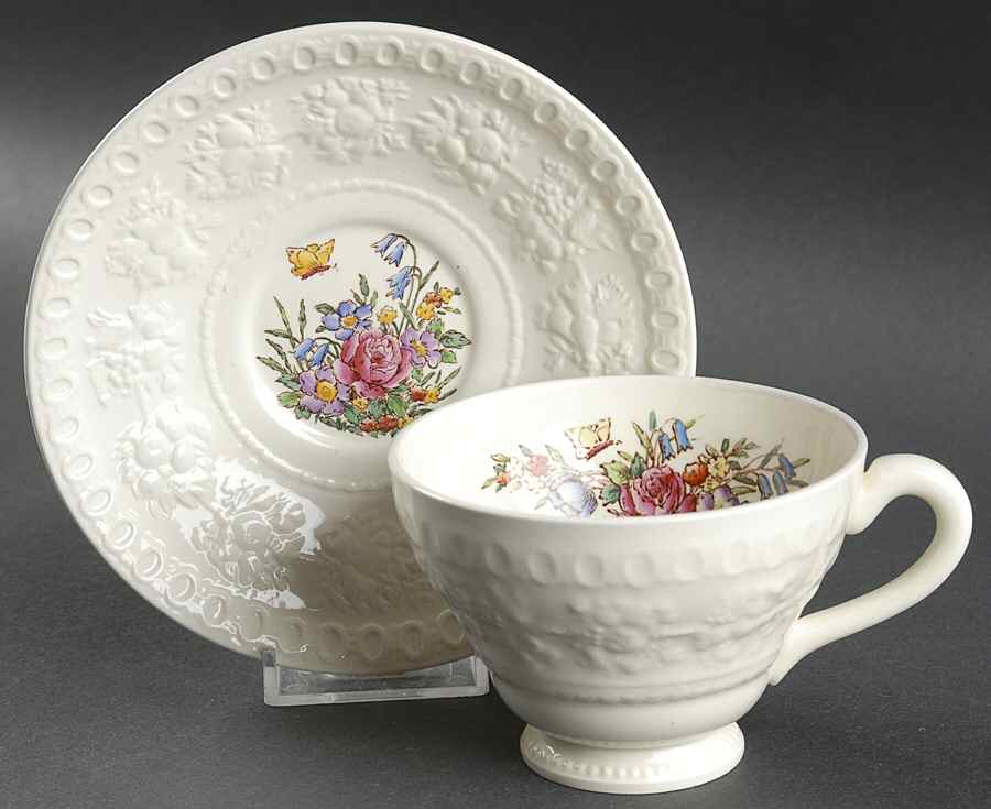 Tintern Footed Cup & Saucer Set by Wedgwood-1