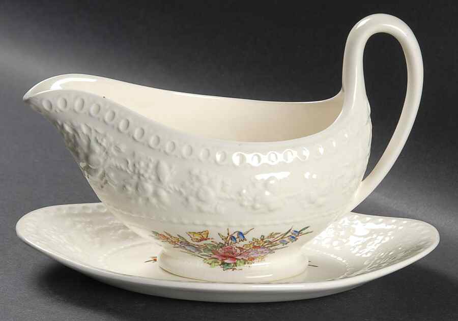 Tintern Gravy Boat & Underplate by Wedgwood-1