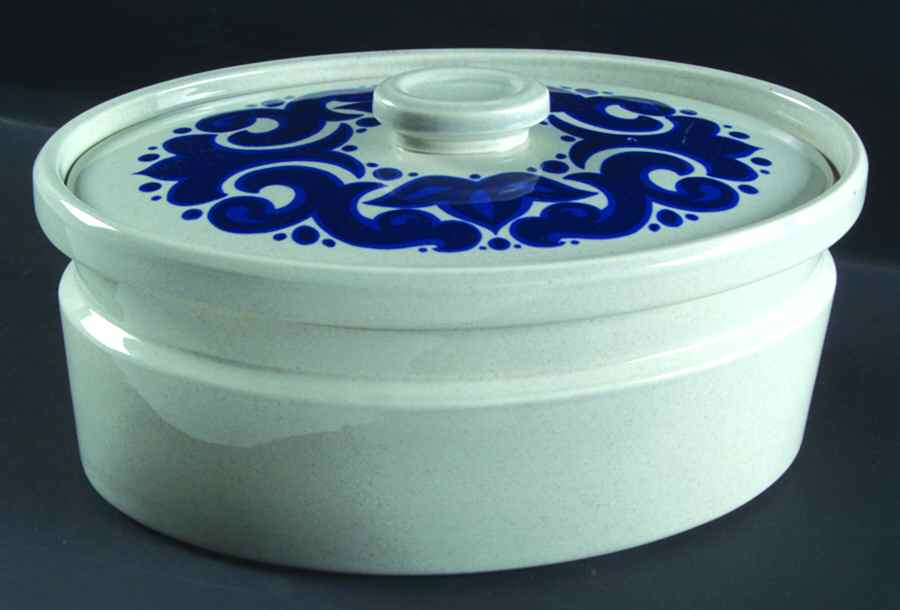 Toledo 2.5 Quart Oval Covered Casserole by Wedgwood-1