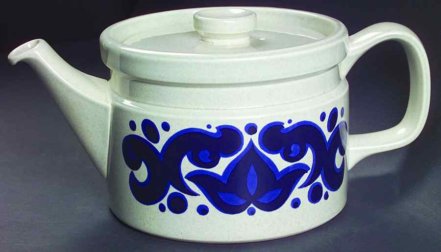 Toledo Teapot & Lid by Wedgwood-1