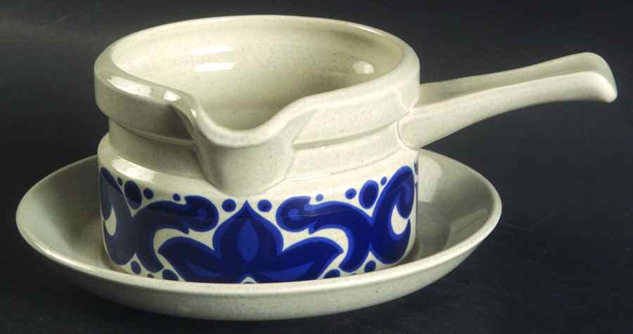 Toledo Gravy Boat & Underplate by Wedgwood-1