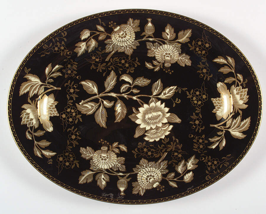 Tonquin Black 17" Oval Serving Platter by Wedgwood-1