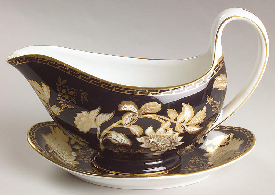 Tonquin Black Gravy Boat & Underplate by Wedgwood-1