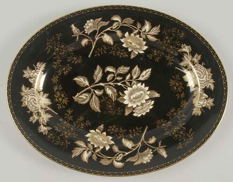 Tonquin Black 14" Oval Serving Platter by Wedgwood-1