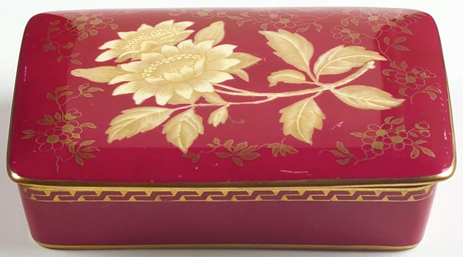 Tonquin Ruby Cigarette Box & Lid by Wedgwood-1