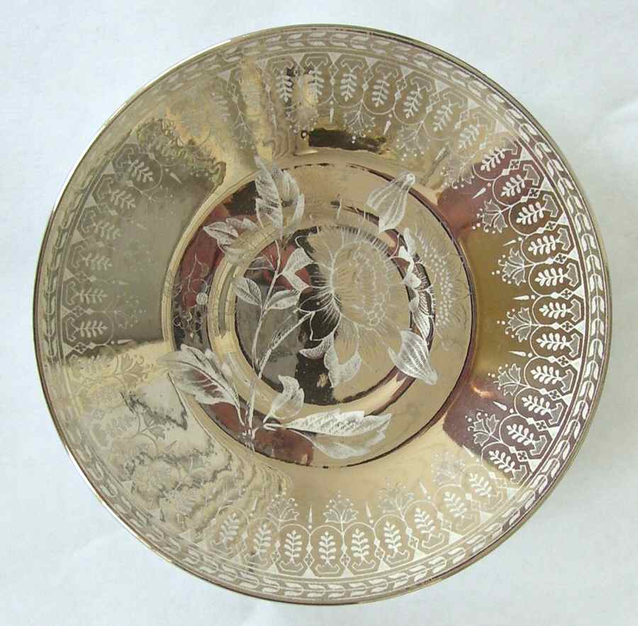 Tonquin Silver Lustre Saucer by Wedgwood-1