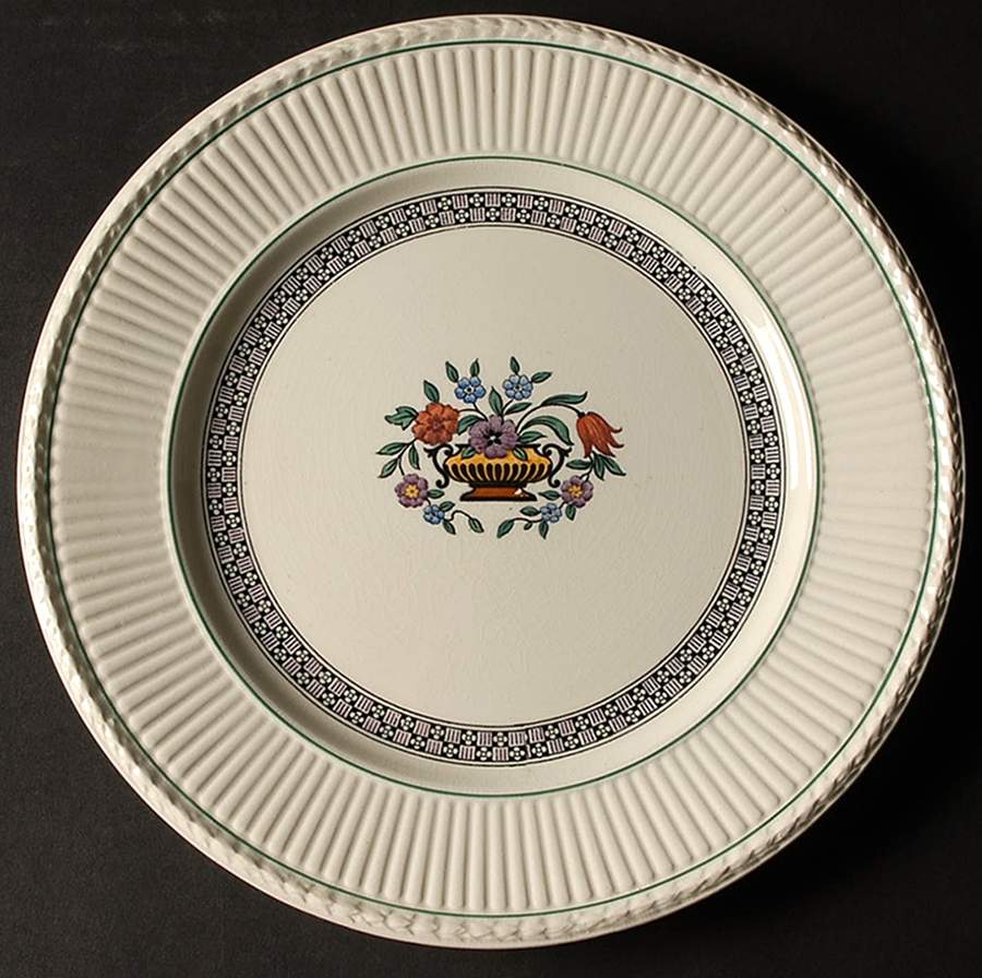 Trentham Lavender Dinner Plate by Wedgwood-1