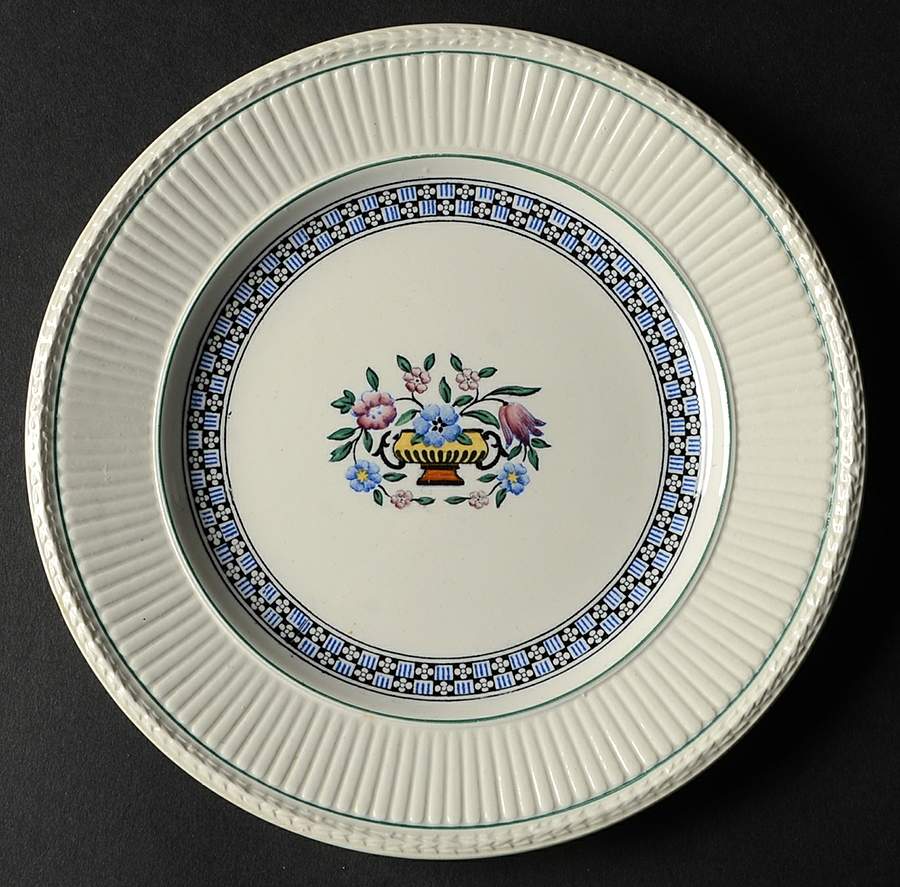 Trentham Light Blue Navy Dessert/Pie Plate by Wedgwood-1