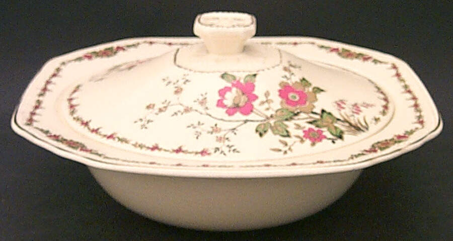 Trentham Round Covered Vegetable by Wedgwood-1