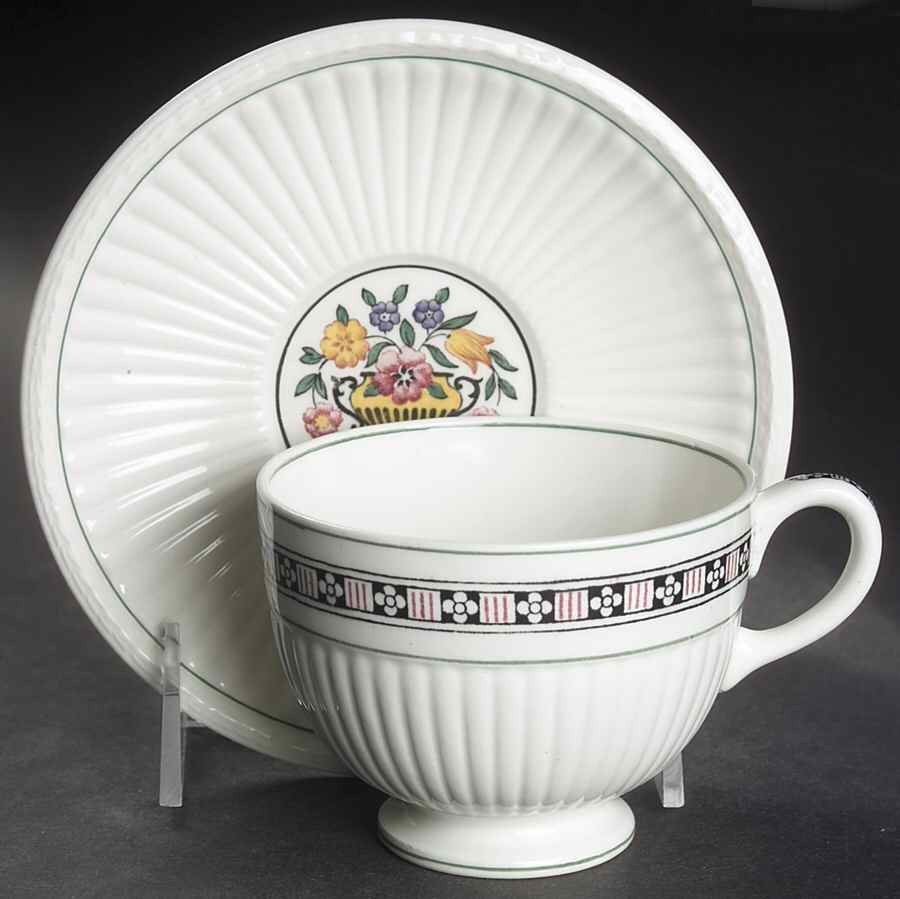 Trentham Red Footed Cup & Saucer Set by Wedgwood-1