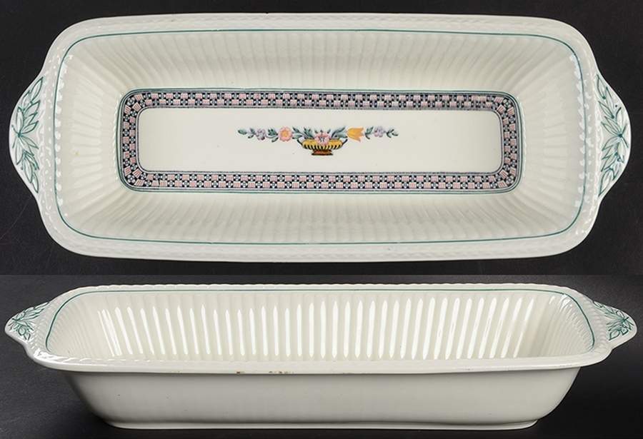 Trentham Red Bread Tray by Wedgwood-1