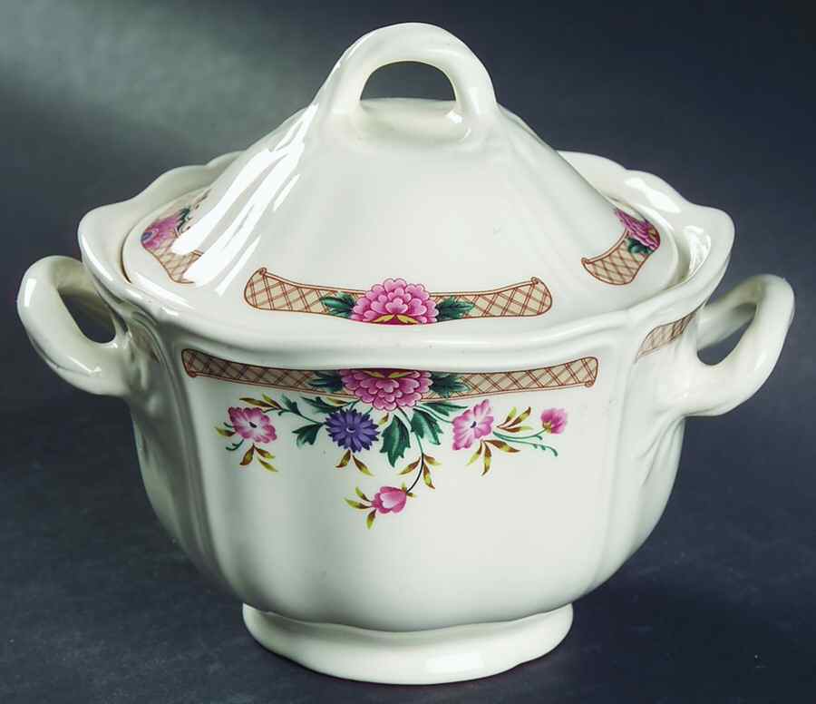 Trellis Flower Sugar Bowl & Lid by Wedgwood-1