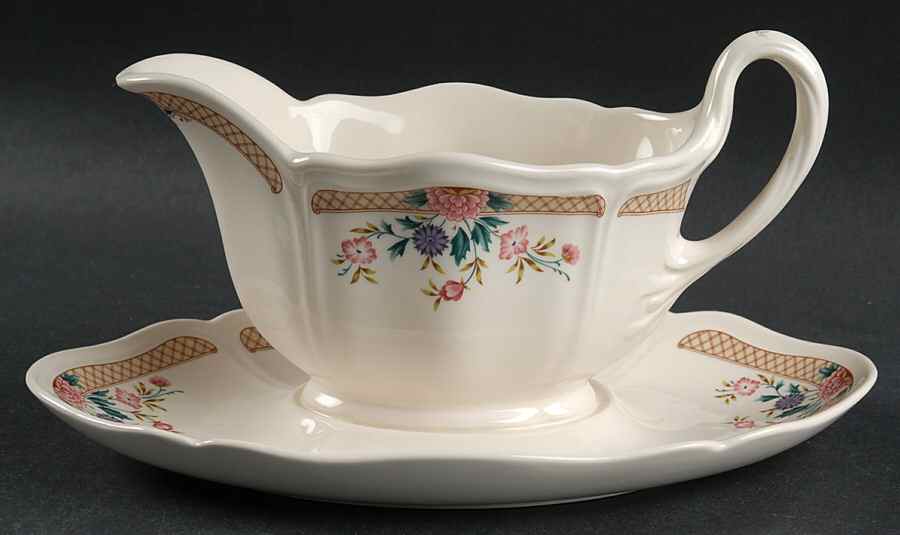 Trellis Flower Gravy Boat with Attached Underplate by Wedgwood-1