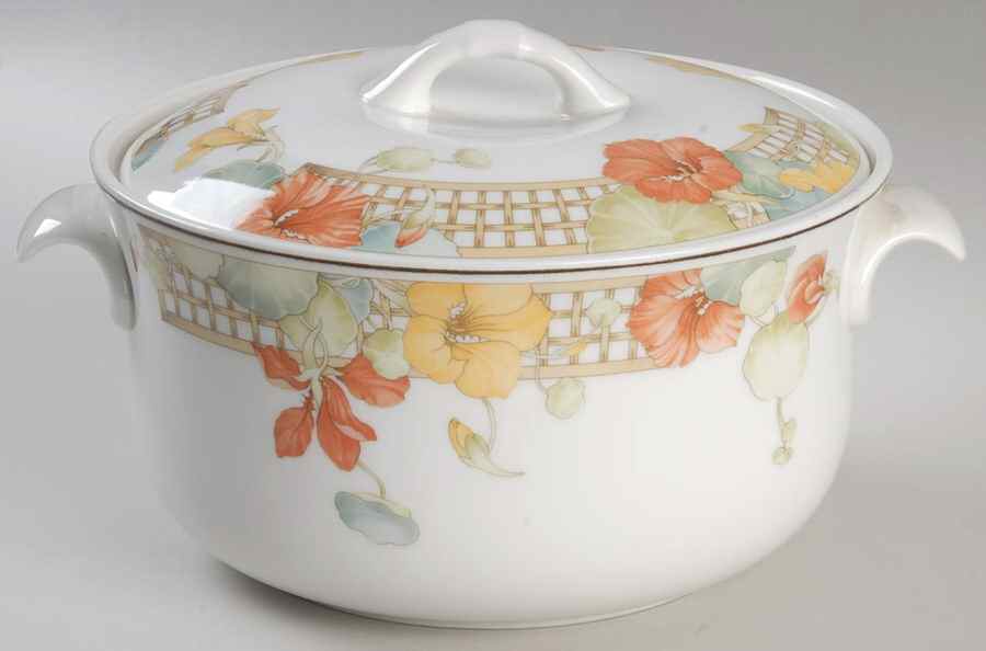 Trellis Flower Round Covered Vegetable by Wedgwood-1