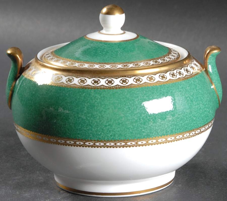 Ulander Powder Green 146 Shape Sugar Bowl & Lid by Wedgwood-1
