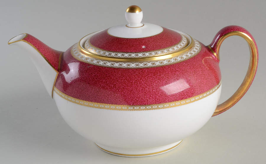 Ulander Powder Ruby Teapot & Lid by Wedgwood-1