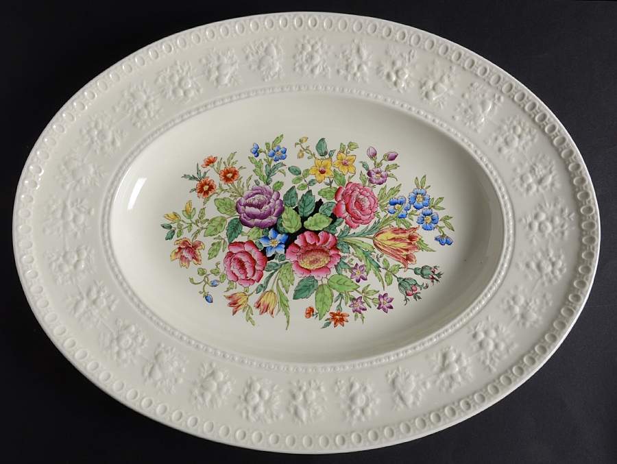 Ullswater 16" Oval Serving Platter by Wedgwood-1