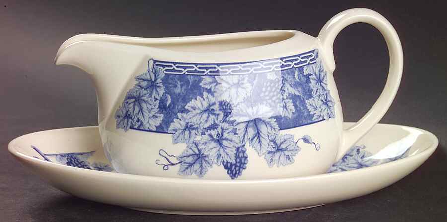Vintage Blue Gravy Boat & Underplate by Wedgwood-1