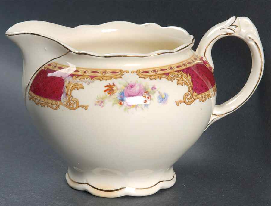 Vincent Gravy Boat by Wedgwood-1