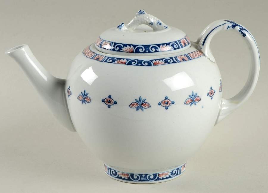 Vieux Rouen Teapot & Lid by Wedgwood-1