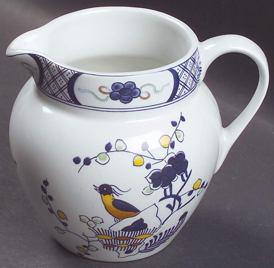 Volendam Creamer by Wedgwood-1