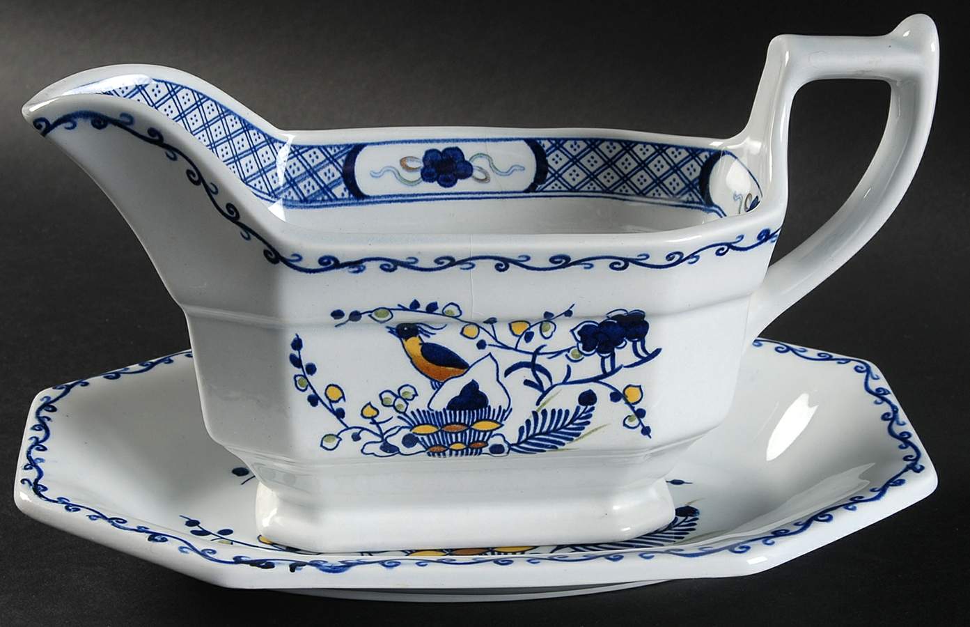 Volendam Gravy Boat & Underplate/Relish by Wedgwood-1