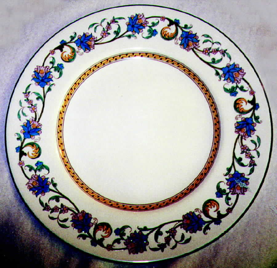 W239 Dinner Plate by Wedgwood-1