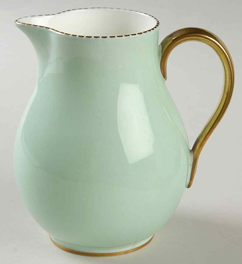 April Green Creamer by Wedgwood-1