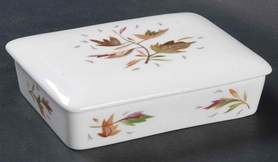 Wakefield (Bone, Coupe) Cigarette Box & Lid by Wedgwood-1