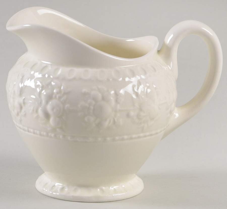 Wellesley Creamer by Wedgwood-1