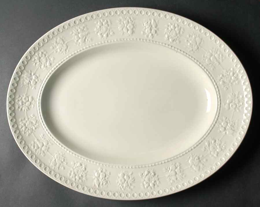 Wellesley 17" Oval Serving Platter by Wedgwood-1