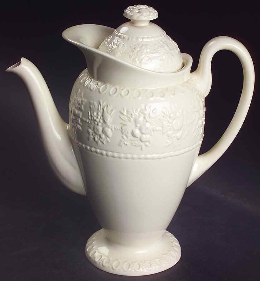 Wellesley Coffee Pot & Lid by Wedgwood-1
